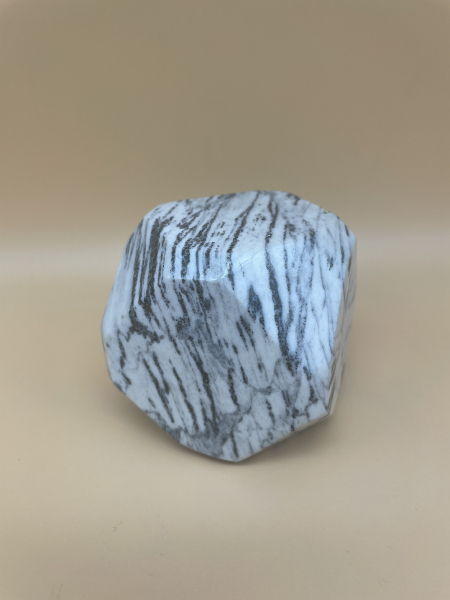 Goldmarmor-Granatwürfel